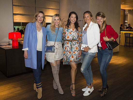 Christine Hartmann, Alessandra Geisel, Joana Danciu, Eva Mayr, Yesmin Berkel beim Fashion Ladies Lunch im Armani Caffé (©Foto: Stefan. M. Wolf)